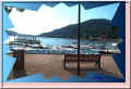 belle perspective sur le lac, Gerardmer, le banc et sa poubelle  (48346 octets)